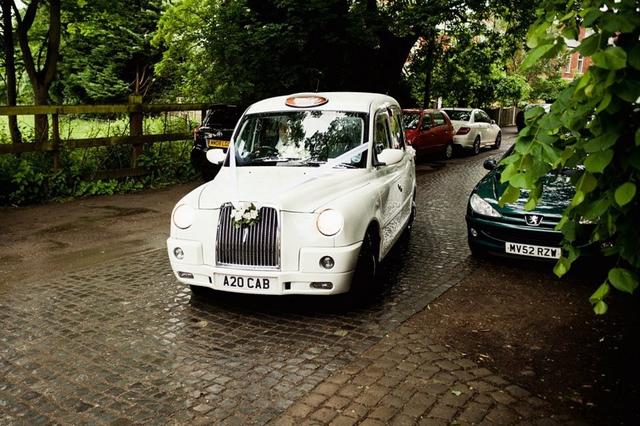 iDoTaxi Wedding Cars & Taxis - 2