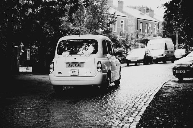 iDoTaxi Wedding Cars & Taxis - 3