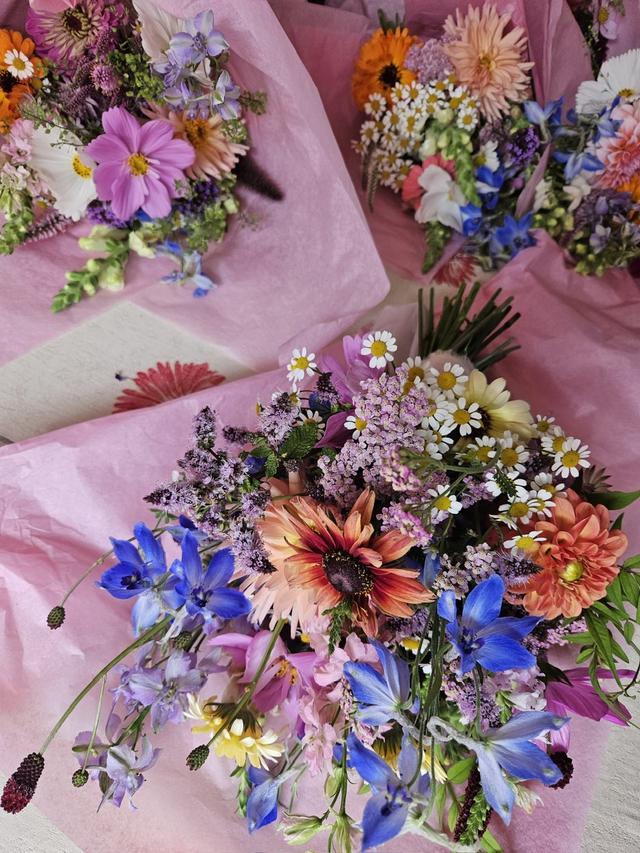 Bryony Mae Flowers - 2