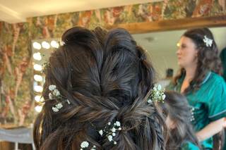 Claire Burchell Hair & Makeup - 5
