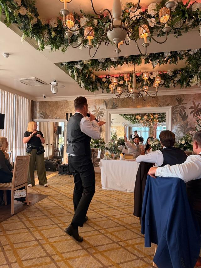 The Singing Waiter Masters - 2