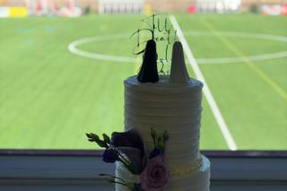 Helen's Cakery - 5
