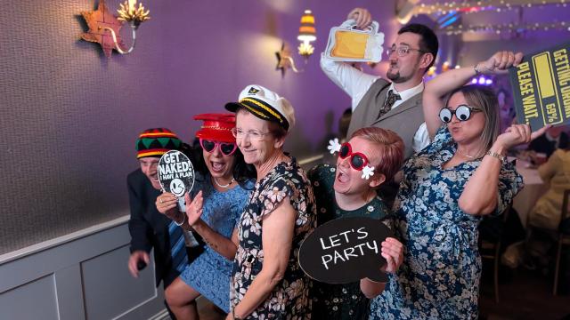 The luxe 360 photo booths - 1