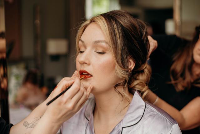 Helena Shakespeare Makeup Artist - 4