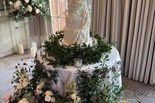 Wedding Cakes by Lisa Broughton - 14