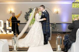 Yvonne Hannah Celebrant - 10