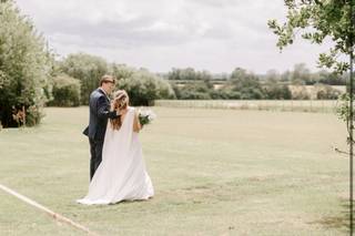 Swan Tipis - 5