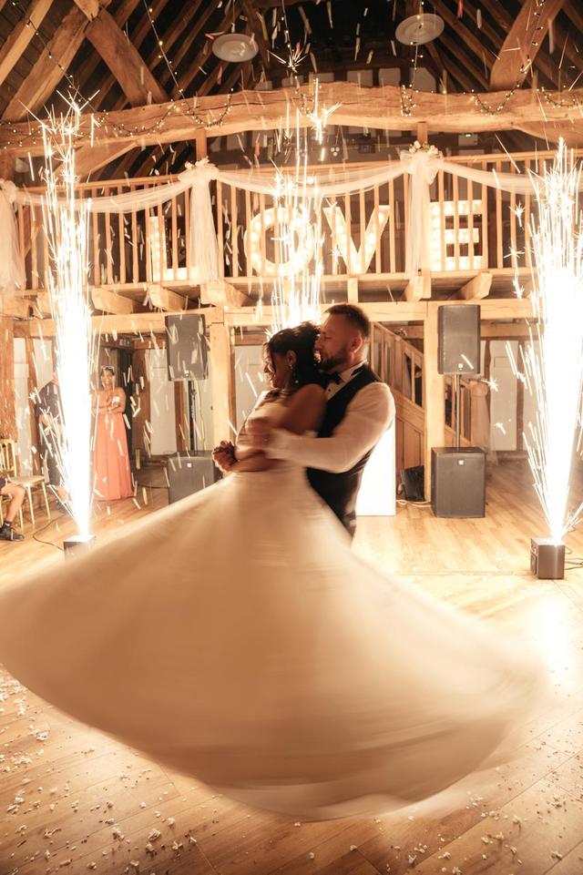 The Tudor Barn - 2