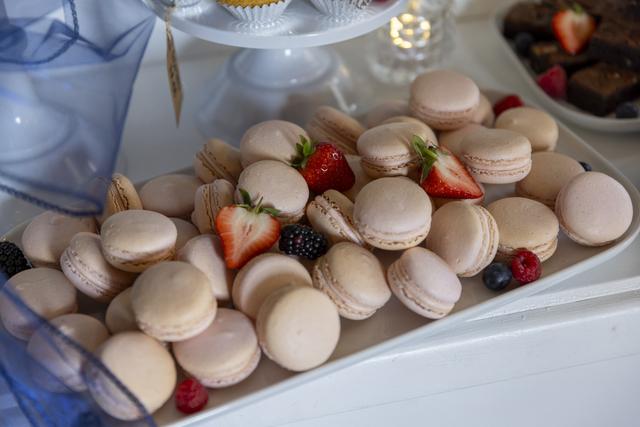 The Incredible Cake Company - 3