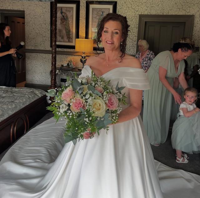 Sammie Warburton Makeup Artist - 1