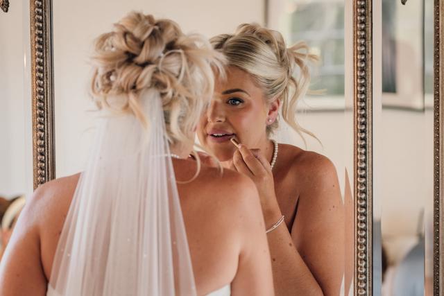 Lucie Alexandria Makeup Artist - 1