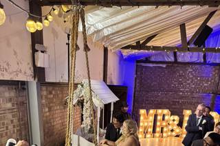 The Beverley Barn - 9
