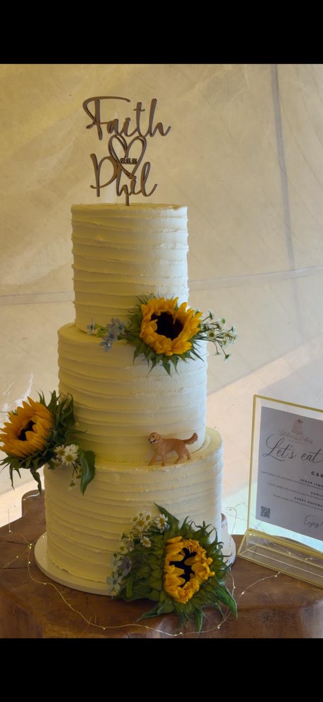 Helen's Cakery - 1