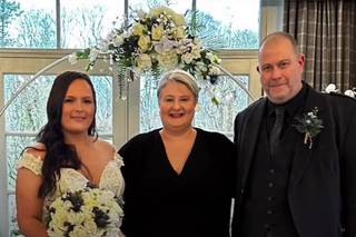 Yvonne Hannah Celebrant - 5