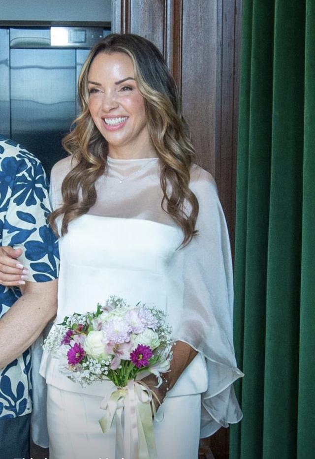 Sheri Louise Hair and Makeup - 1