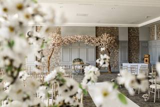 De Vere Cotswold Water Park - 5