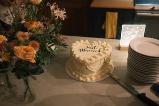 Helen's Cakery - 9
