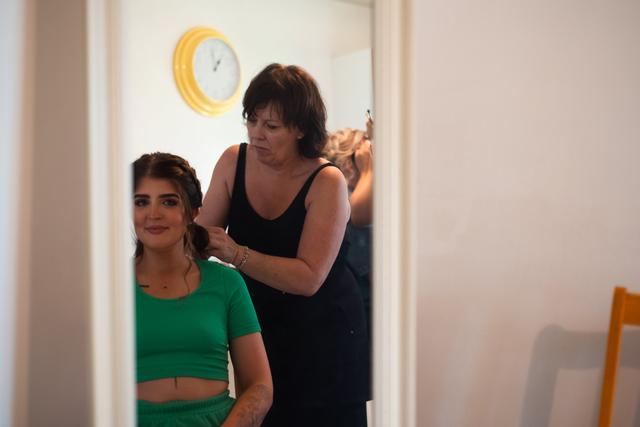 The Looking Glass Girls Hair & Makeup - 3