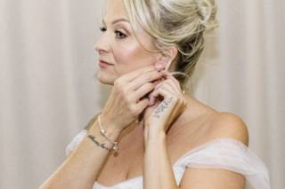 Linda Conran Hair & MUA - 17