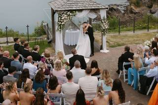 The Venue At Sandy Cove - 9