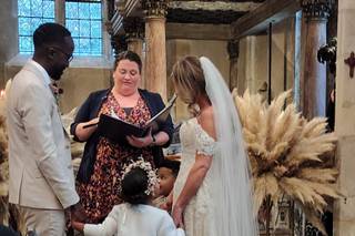 Lucie The Soulful Celebrant - 8