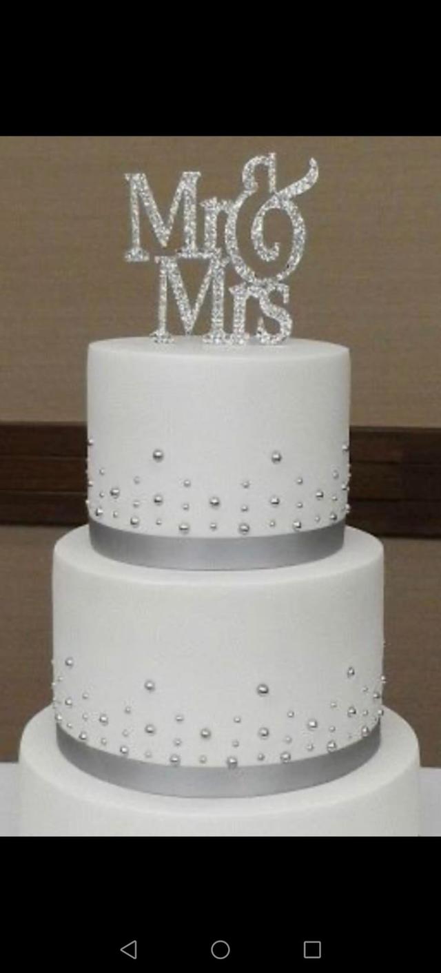 Suzie’s Cakes & Bakes - 3