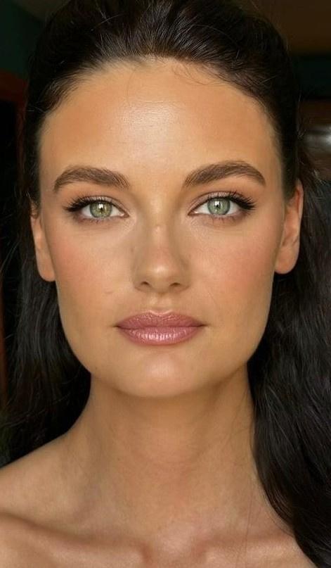 Lina Jones Makeup Artist - 2