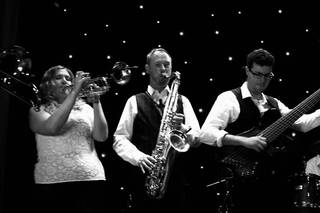 Groove Star Band - 9