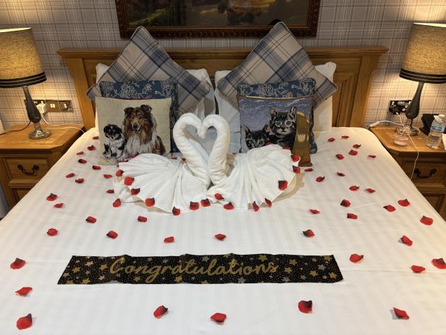 Stone House Hotel - 4