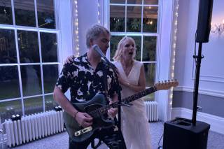 Matt James - Singer & Guitarist - 4
