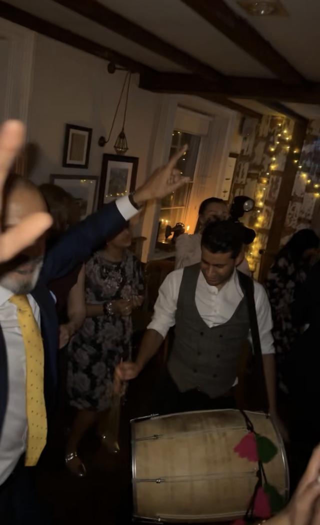 Masti Music - Asian DJ, Dhol & Live Band - 1