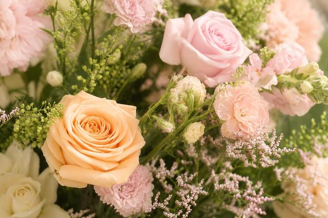 ArtiBelle Florists - 1