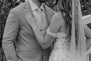 Unscripted Moments - Wedding Content Creator - 4