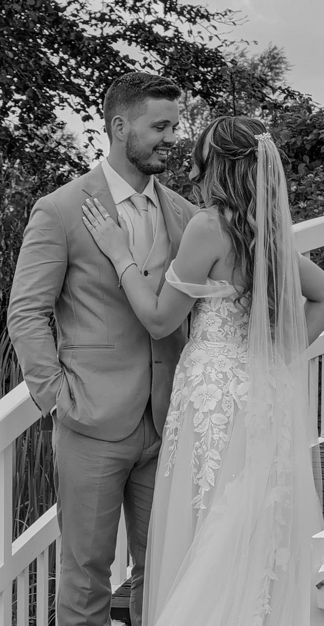 Unscripted Moments - Wedding Content Creator - 1