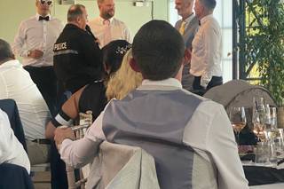 The real singing waiters - 11