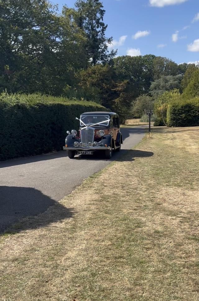 Dickie's Chauffeured Classic Cars - 2
