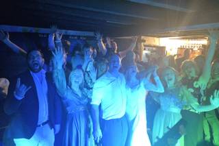 Hard to Handle wedding band + DJ - 5