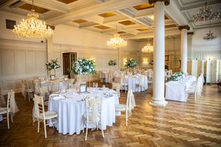 The Queens Hotel - 1