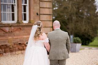 Hair Comes the Bride - 5