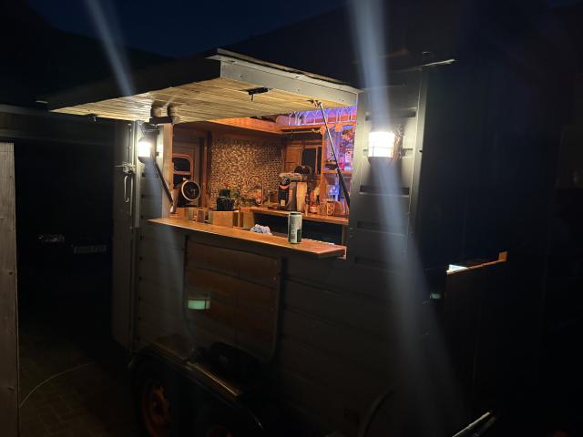 Hitched and Sip - Mobile Bar Services - 3