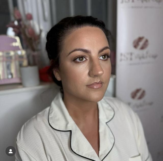 JST makeup  - 3