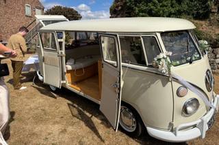 Champagne Campers - 4