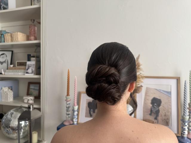 Bridal Hair Artist Yuki Black - 1