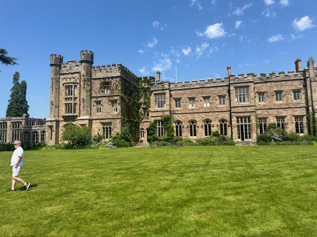 Hampton Castle - 3