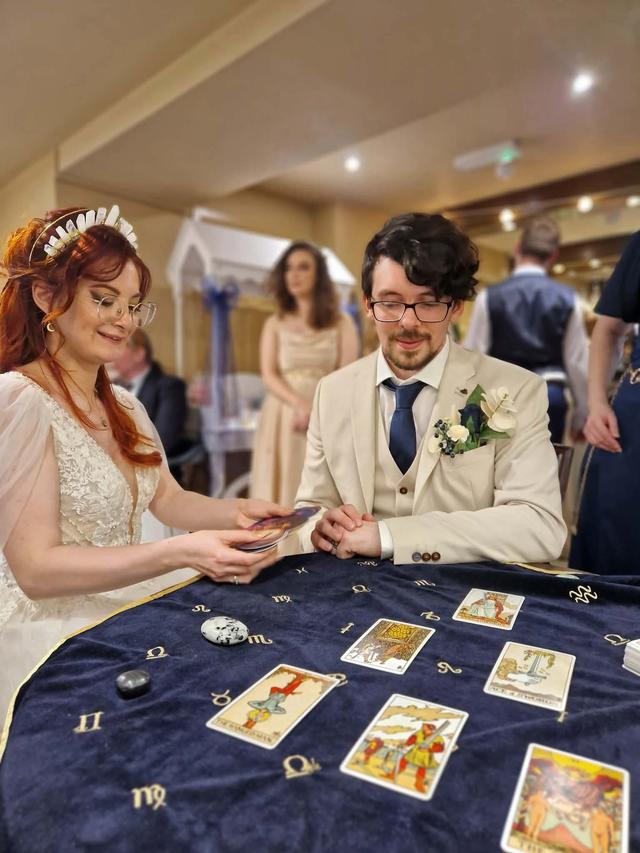Ellie Velvet Fortune Teller - 3