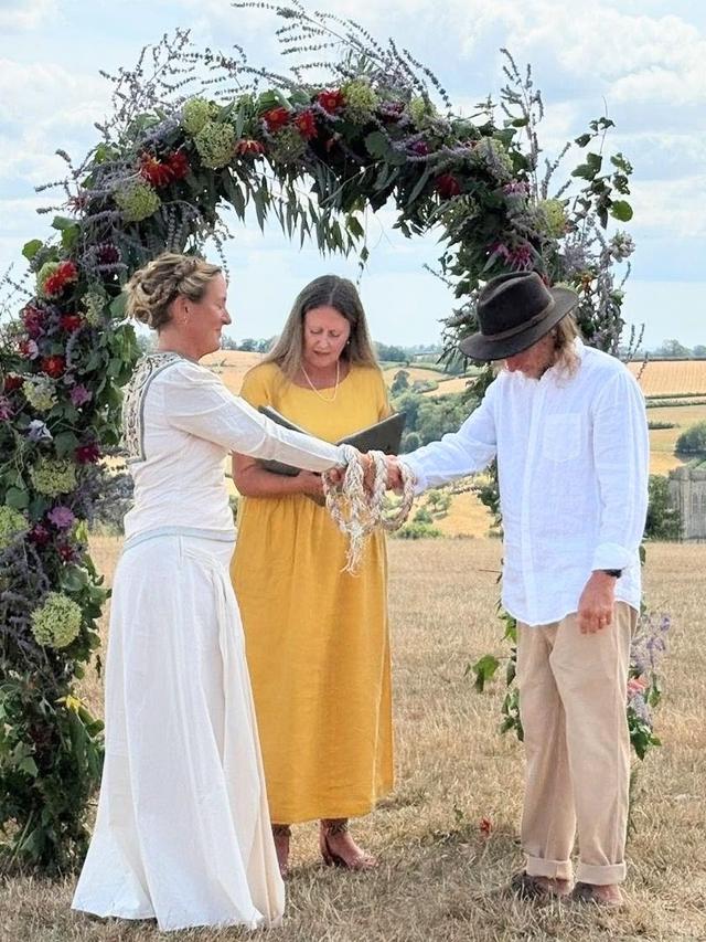 Juliette Morton Celebrant - 2