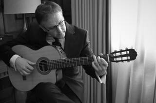 Roger Gamon - Guitarist - 3