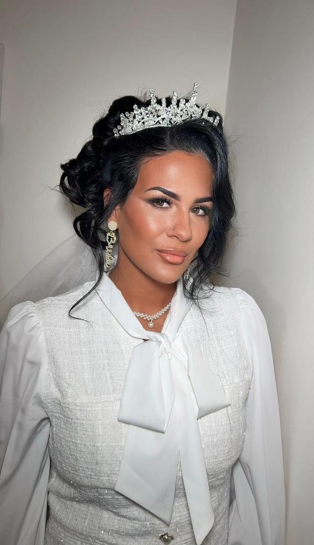 Charli Adams Makeup Artist - 2