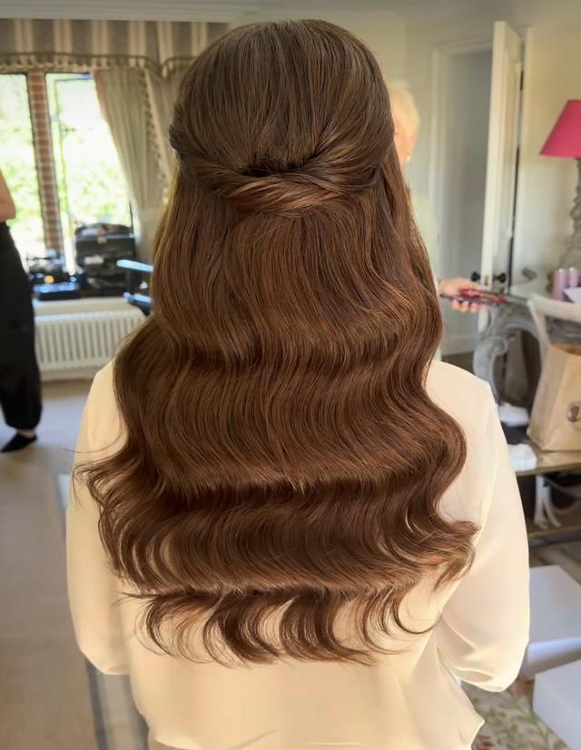 Lucy Daplyn bridal hair - 3