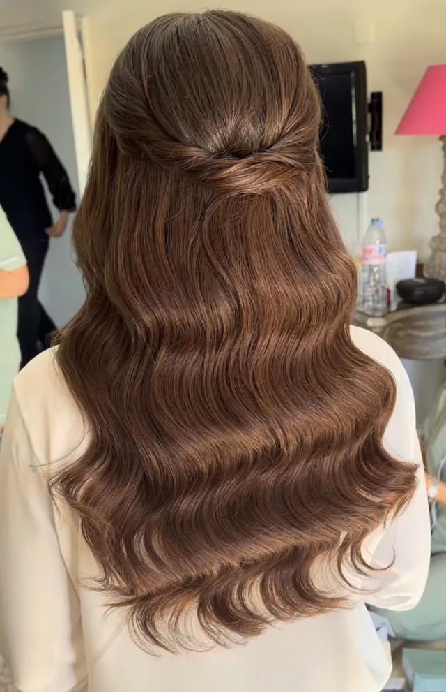Lucy Daplyn bridal hair - 4